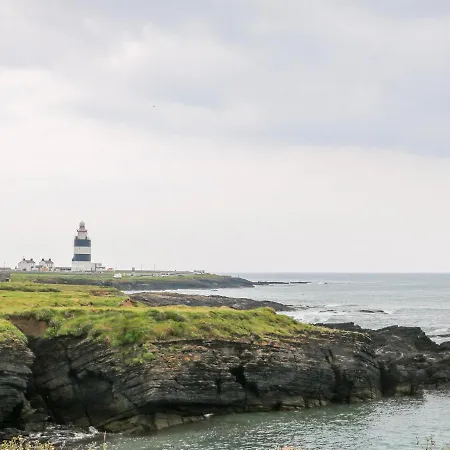 Doornogue بيت للعطل